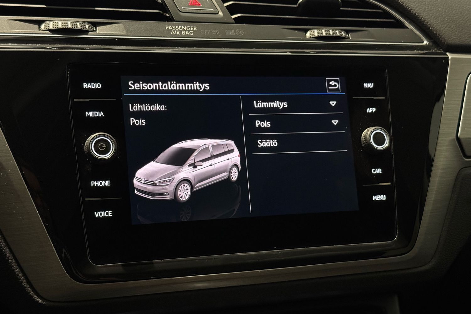 Volkswagen Touran vaihtoauto