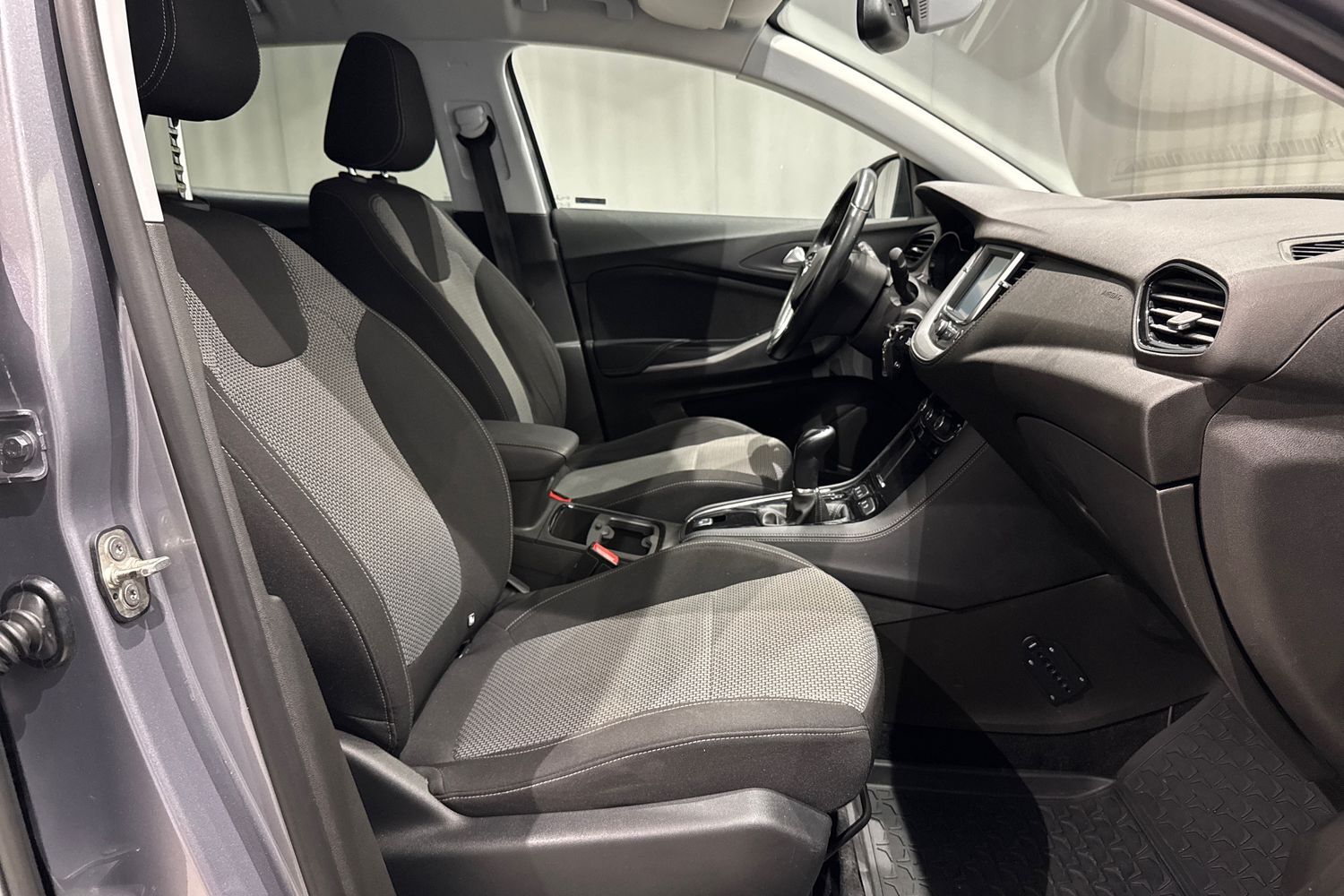 Opel Grandland X vaihtoauto