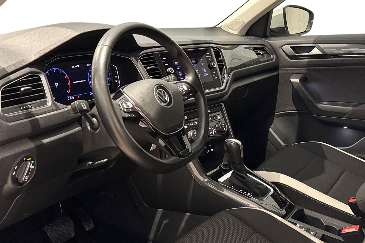 Volkswagen T-Roc vaihtoauto