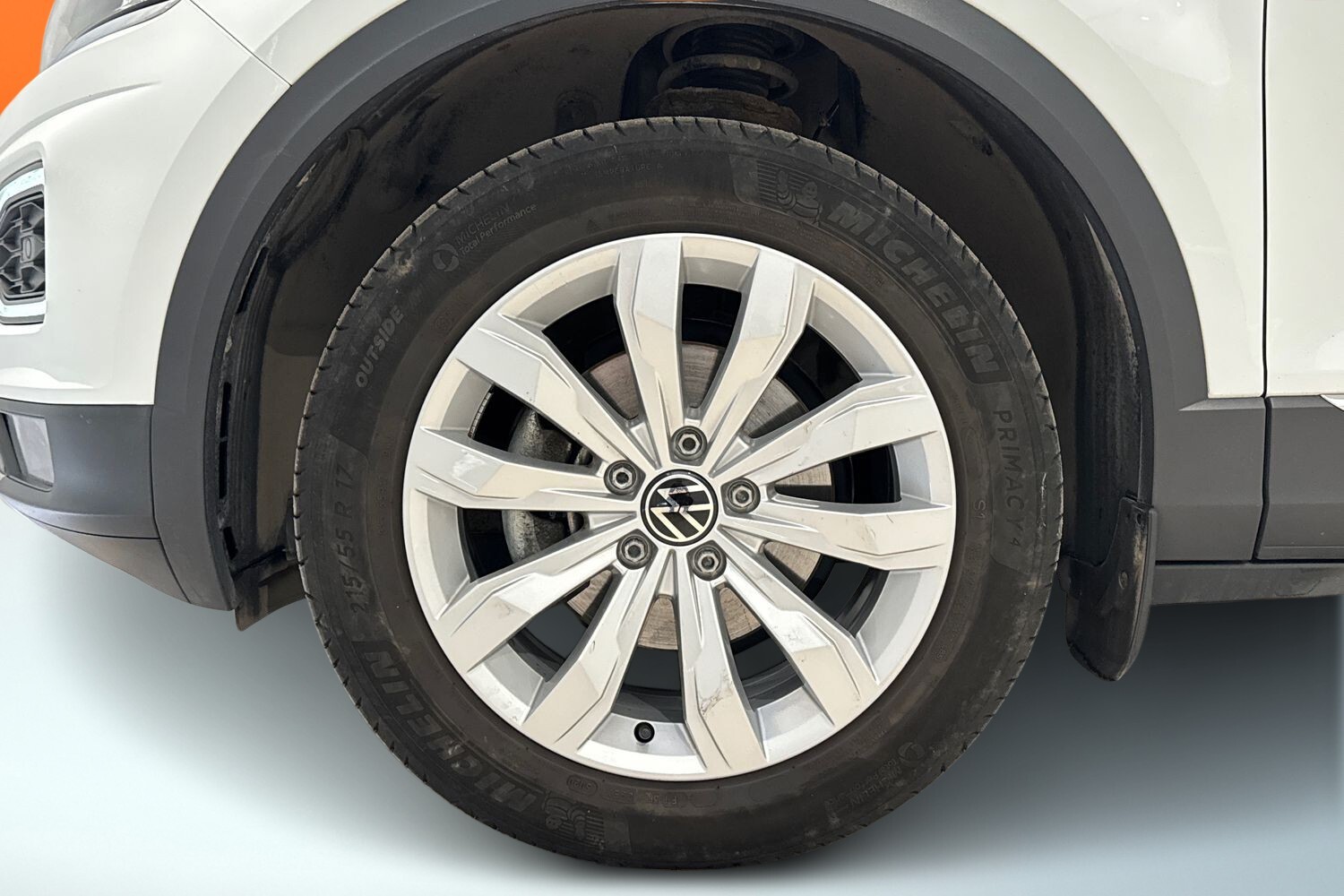 Volkswagen T-Roc vaihtoauto