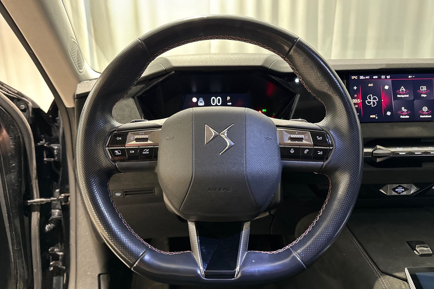 DS 4 vaihtoauto