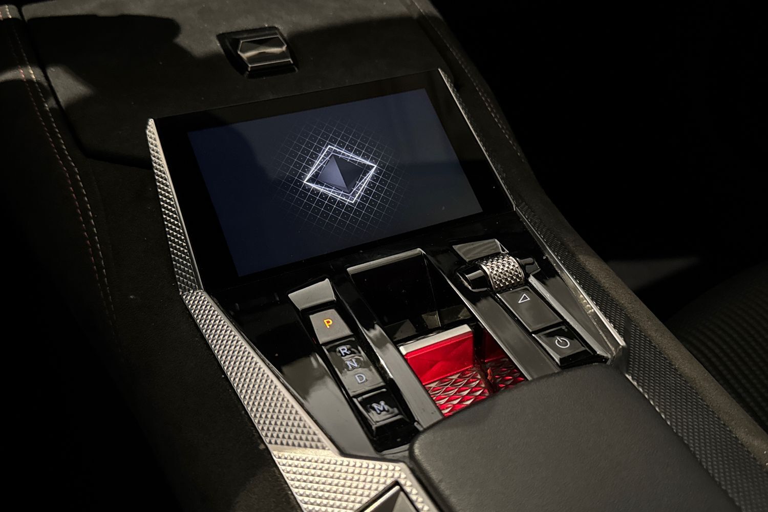 DS 4 vaihtoauto