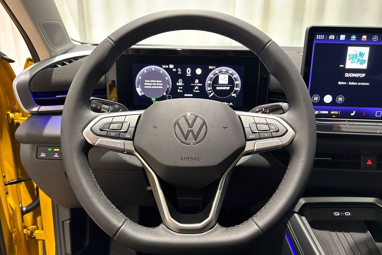Volkswagen T-Roc vaihtoauto