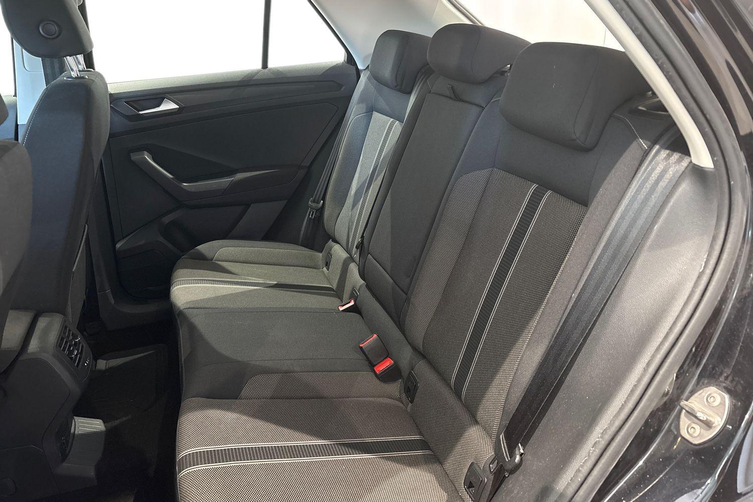 Volkswagen T-Roc vaihtoauto