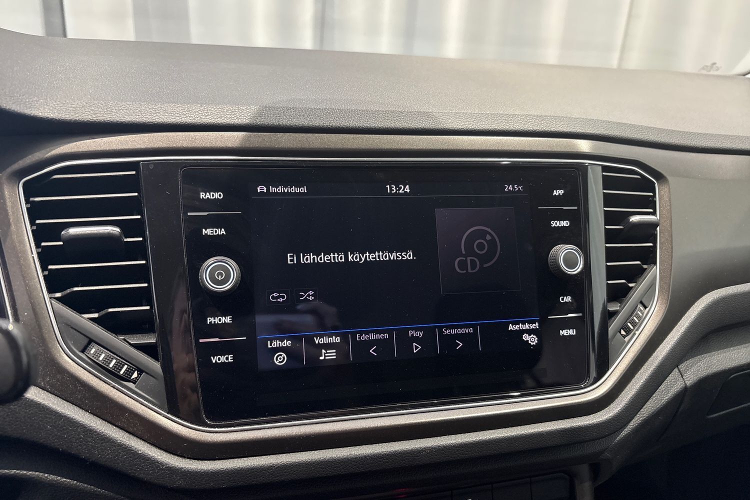 Volkswagen T-Roc vaihtoauto
