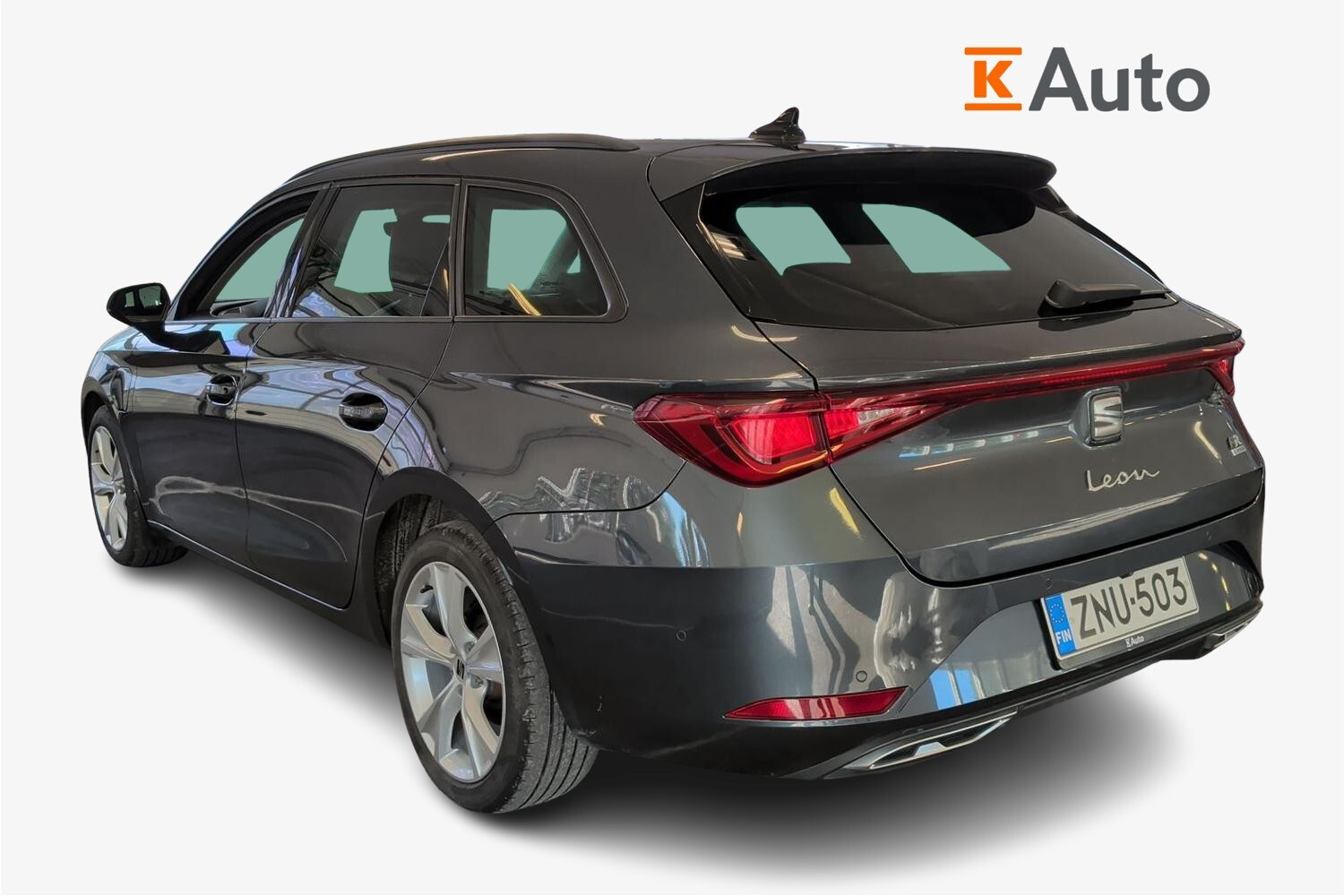 SEAT Leon Sportstourer vaihtoauto