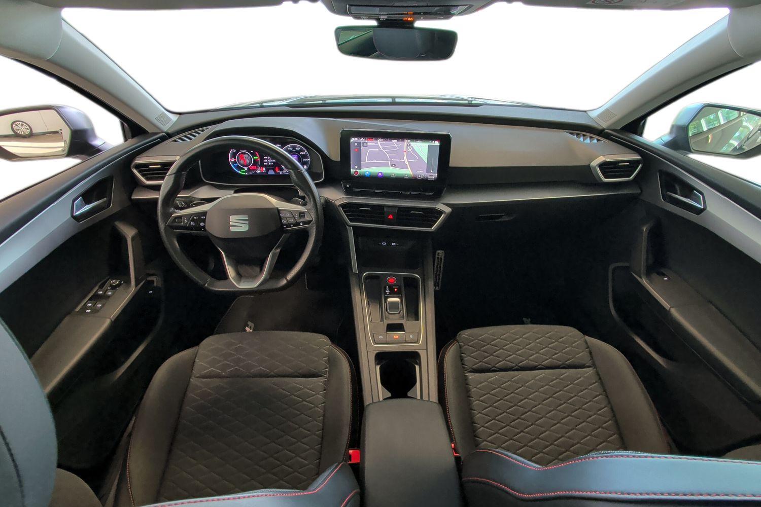 SEAT Leon Sportstourer vaihtoauto