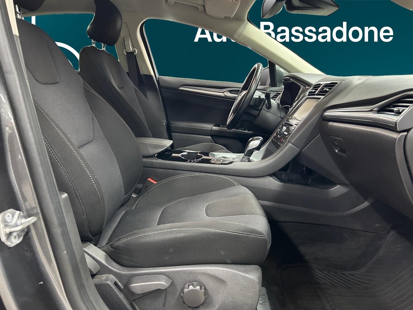 Ford Mondeo vaihtoauto
