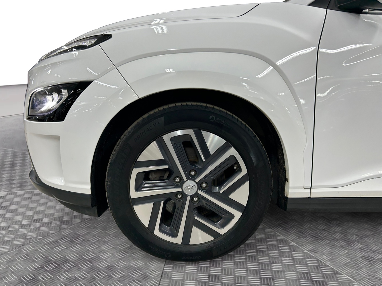 Hyundai Kona vaihtoauto