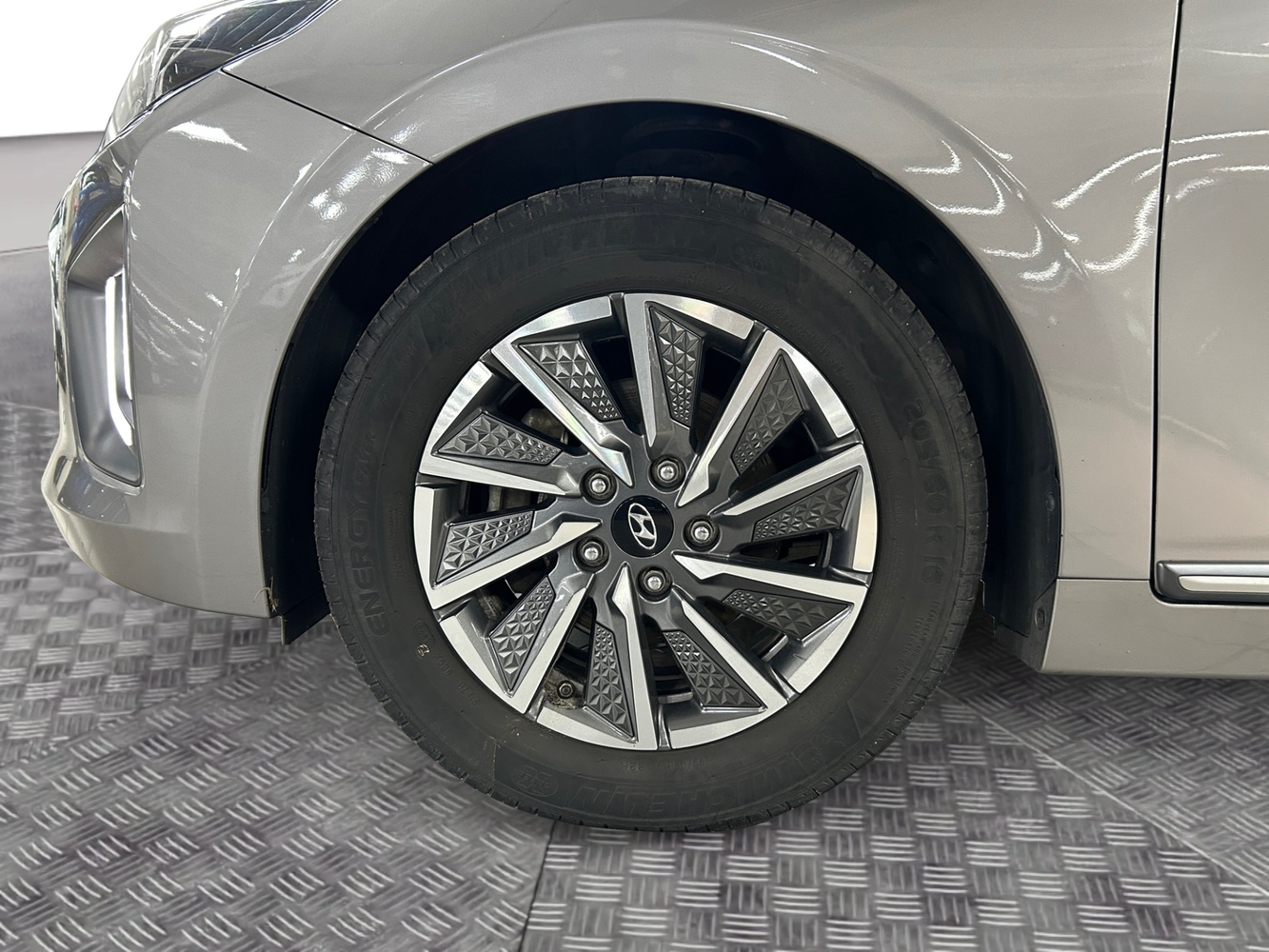 Hyundai IONIQ electric vaihtoauto