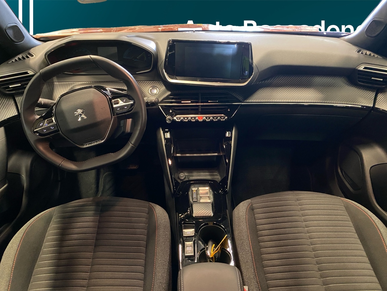 Peugeot e-2008 vaihtoauto