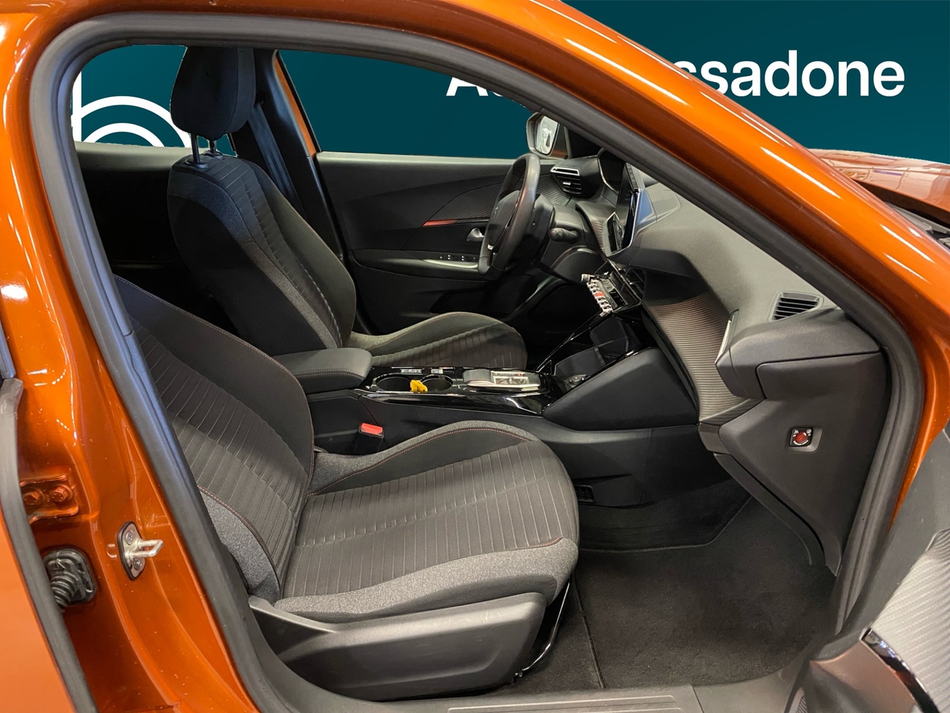 Peugeot e-2008 vaihtoauto