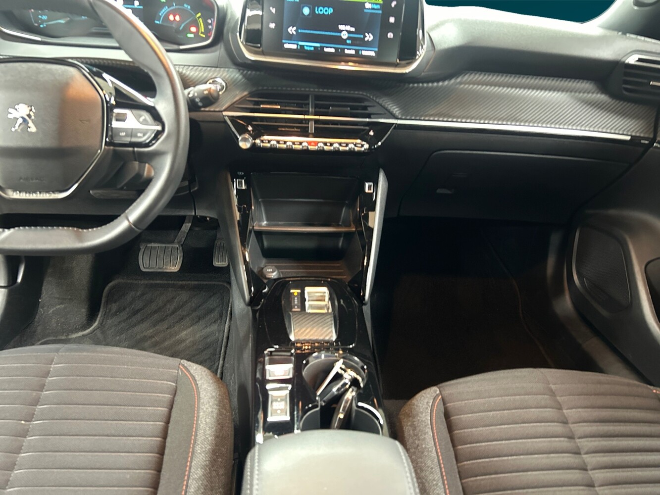 Peugeot e-2008 vaihtoauto