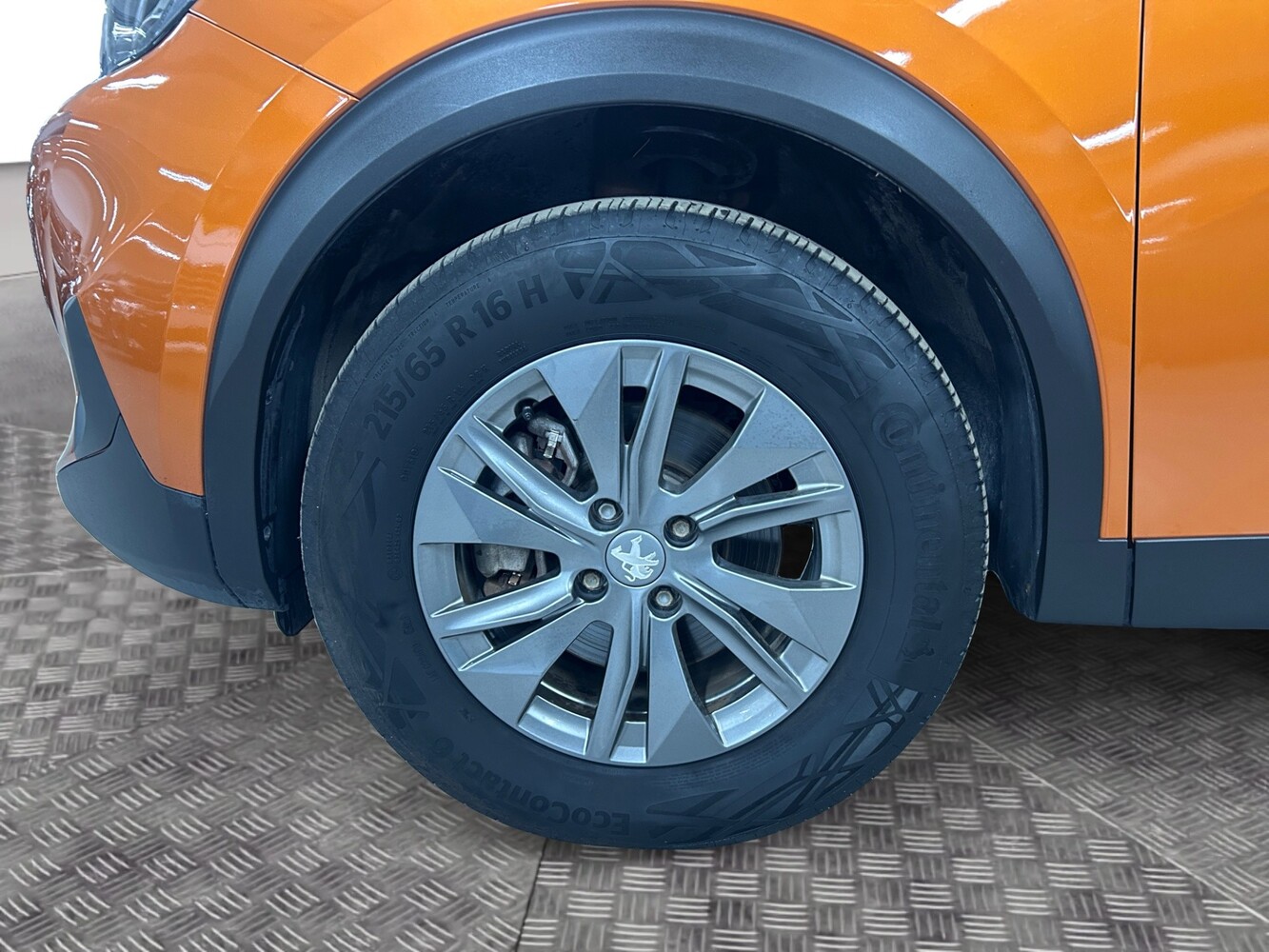 Peugeot e-2008 vaihtoauto