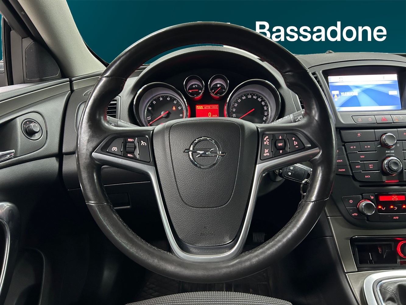 Opel Insignia vaihtoauto