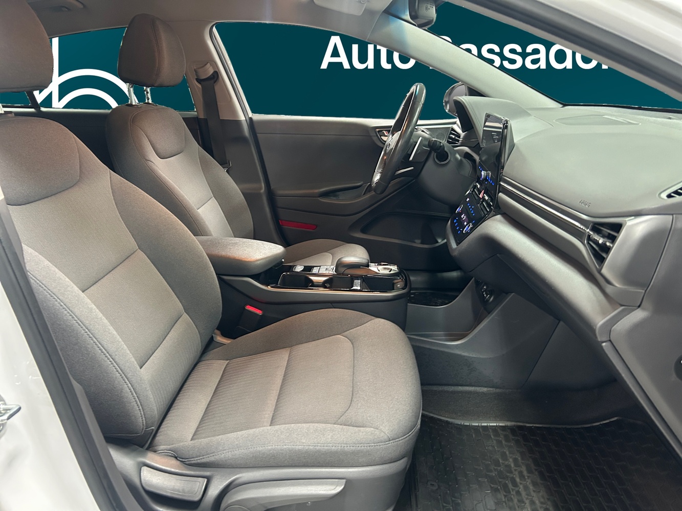Hyundai IONIQ electric vaihtoauto