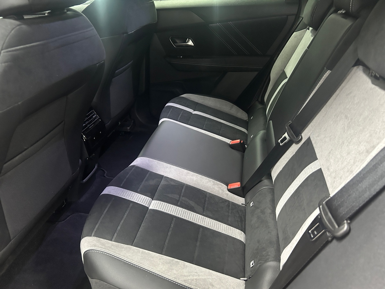 Opel Grandland vaihtoauto