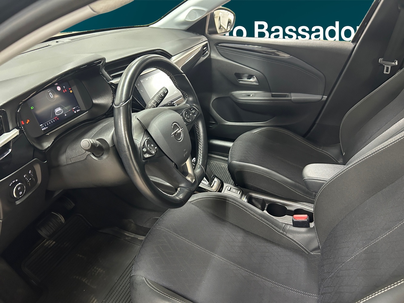 Opel Corsa vaihtoauto