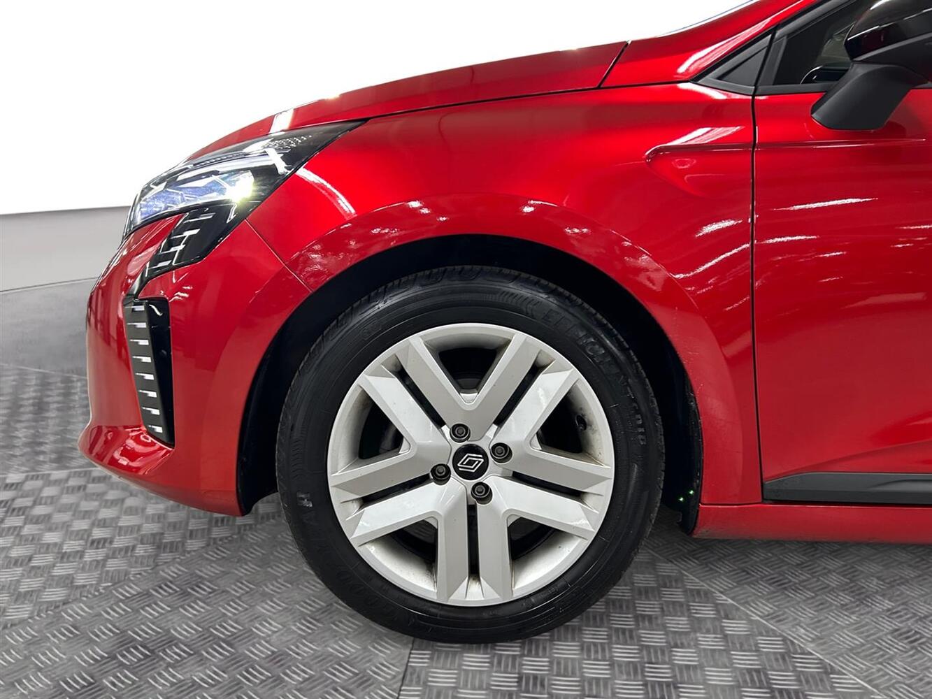 Renault Clio vaihtoauto