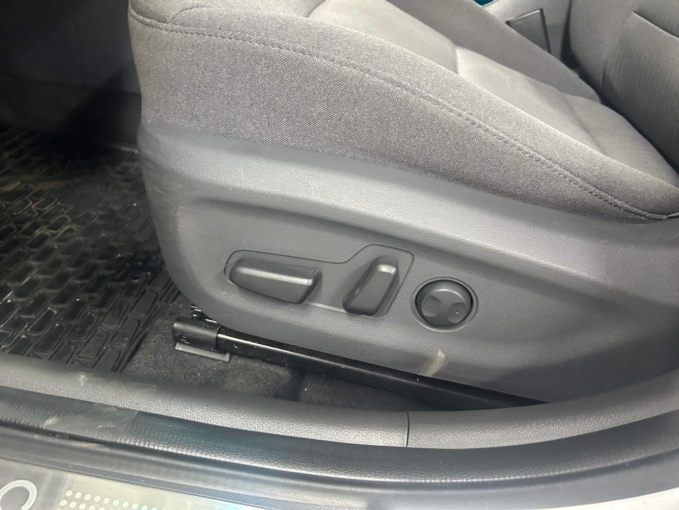 Hyundai IONIQ plug-in vaihtoauto