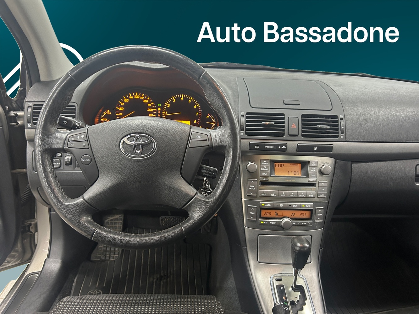 Toyota Avensis vaihtoauto