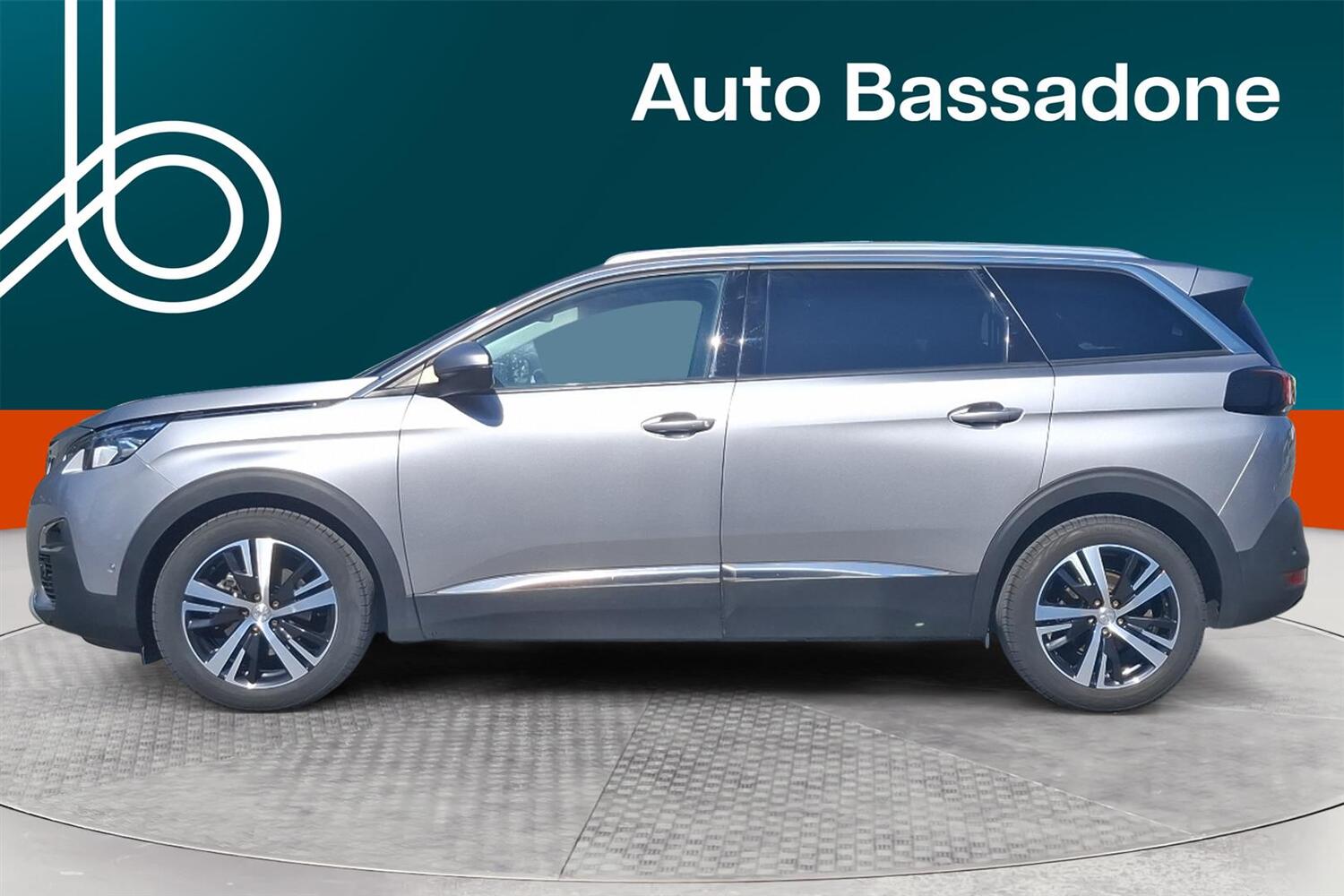 Peugeot 5008 vaihtoauto