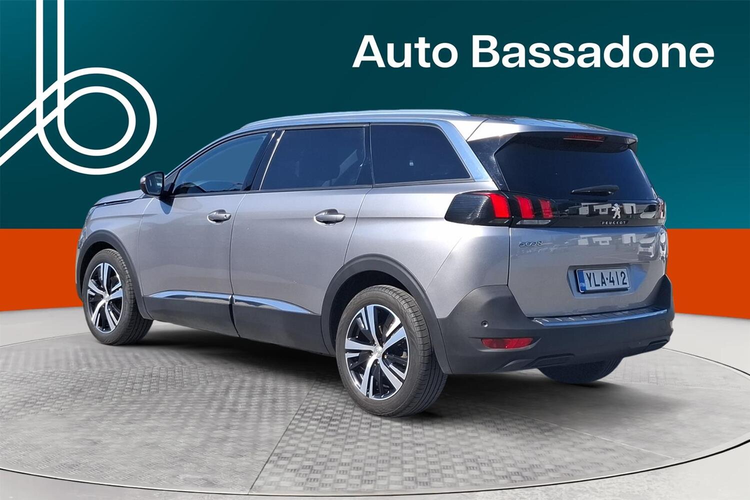 Peugeot 5008 vaihtoauto