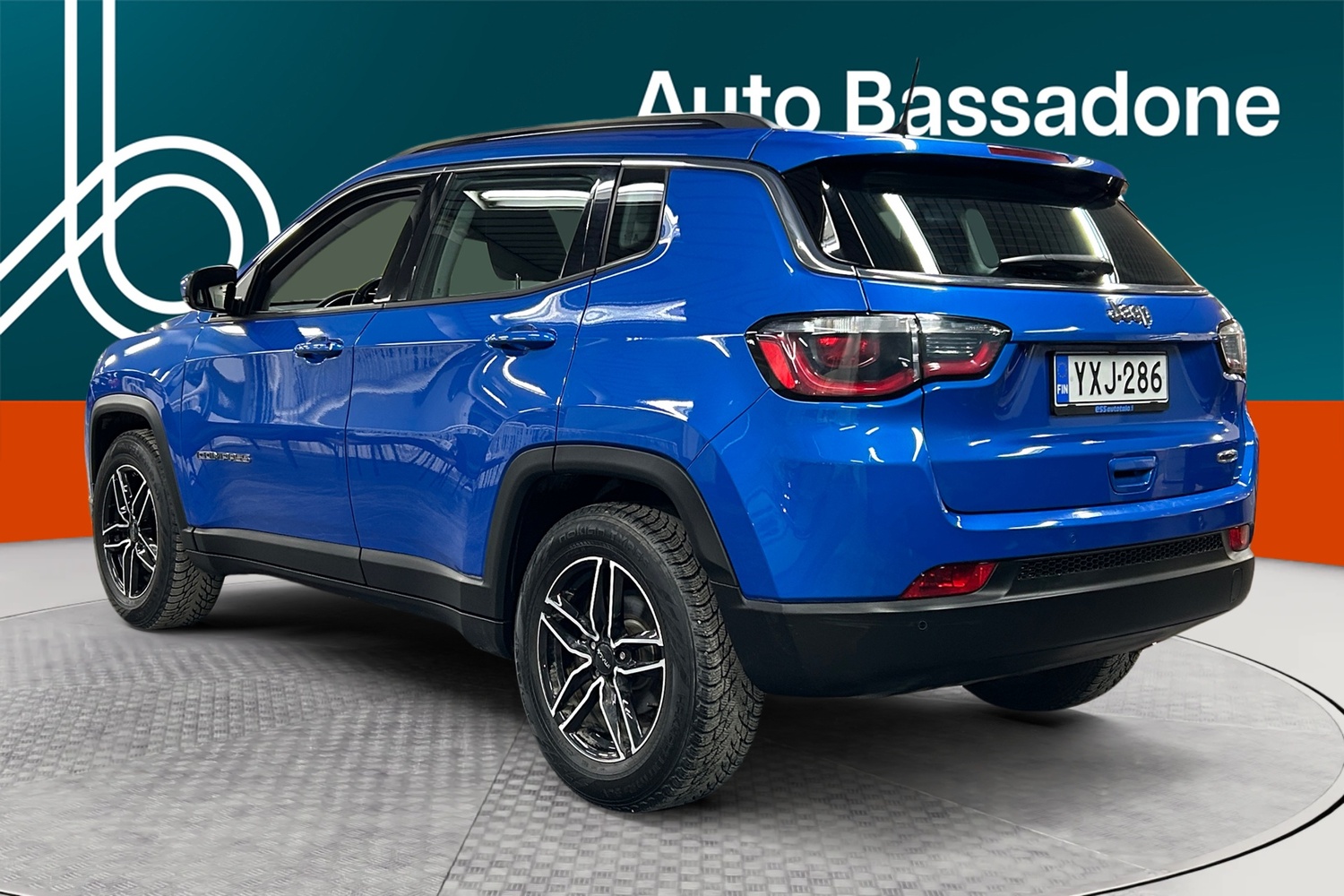Jeep Compass vaihtoauto