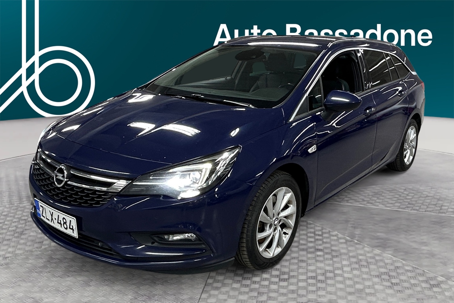 Opel Astra vaihtoauto