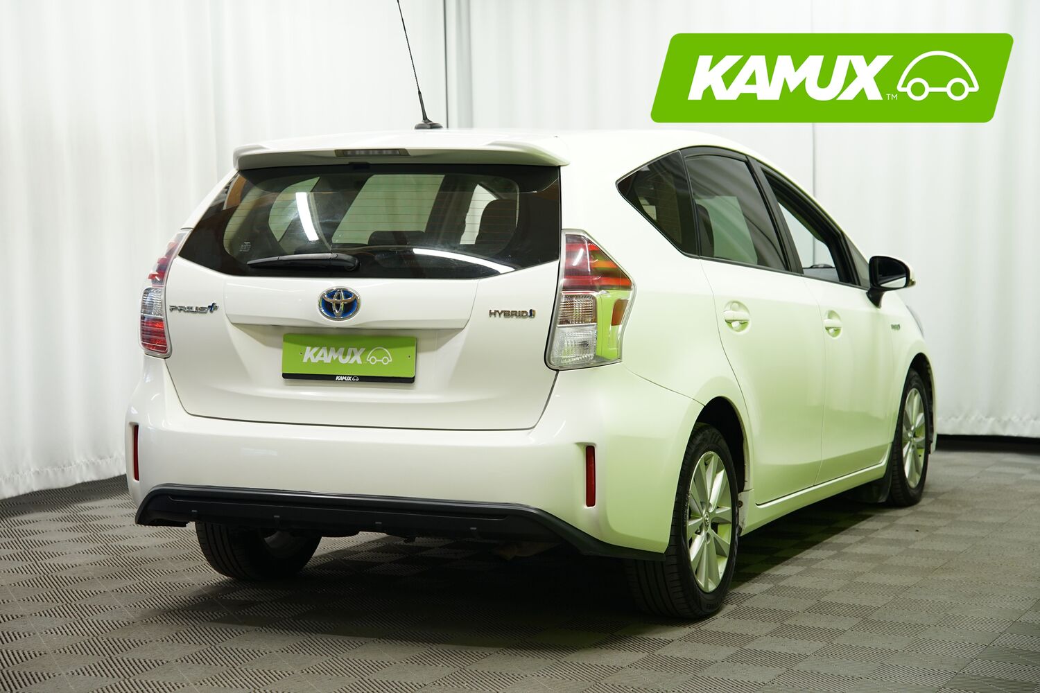 Toyota Prius+ vaihtoauto