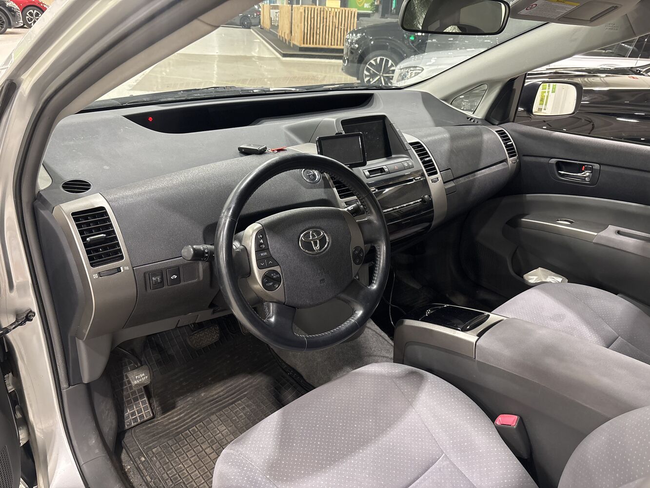 Toyota Prius vaihtoauto