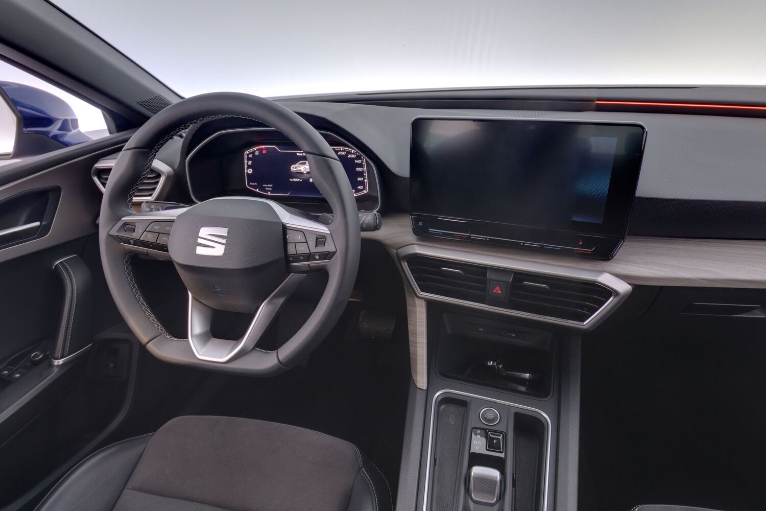 SEAT Leon Sportstourer vaihtoauto