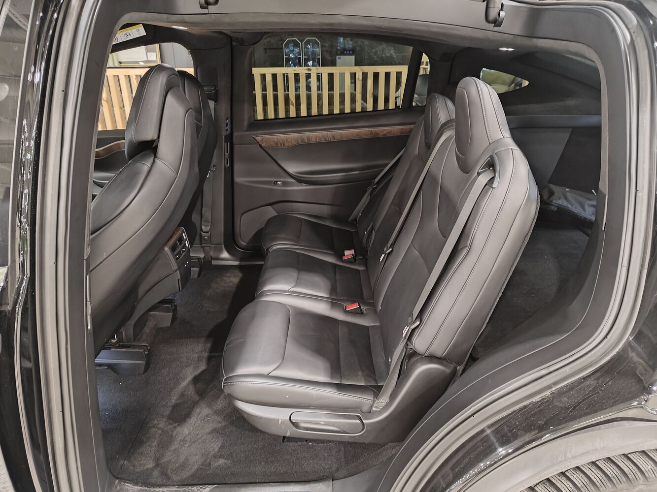 Tesla Model X vaihtoauto