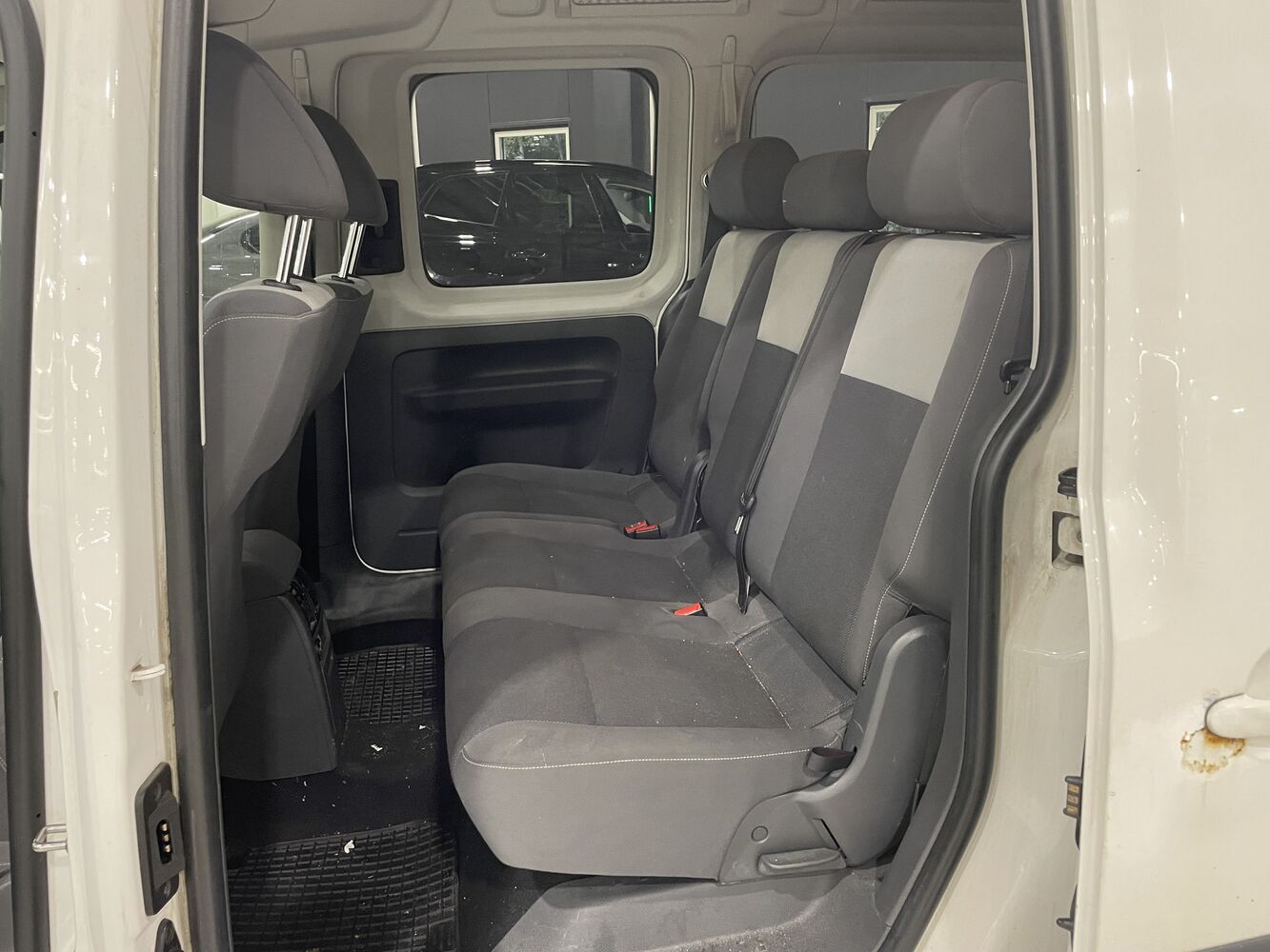 Volkswagen Caddy Maxi vaihtoauto