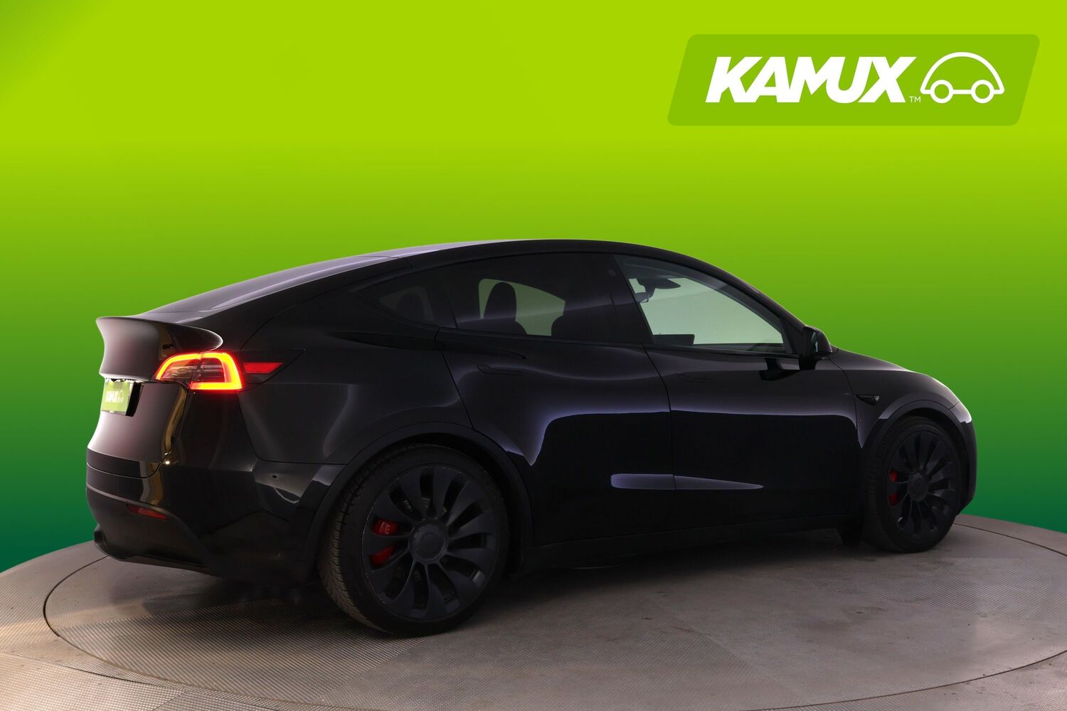 Tesla Model Y vaihtoauto