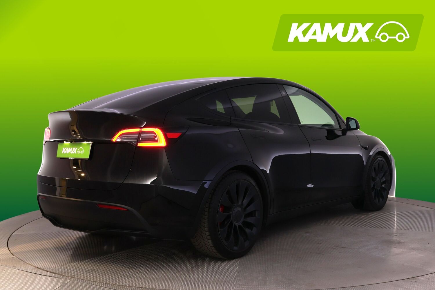 Tesla Model Y vaihtoauto