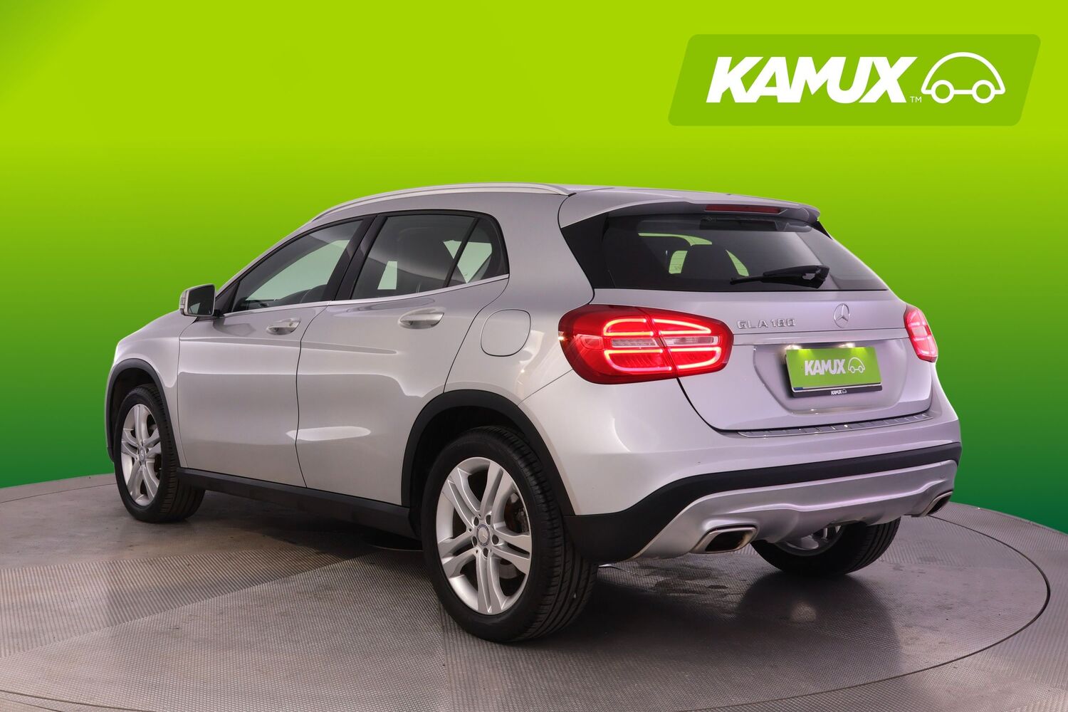 Mercedes-Benz GLA vaihtoauto