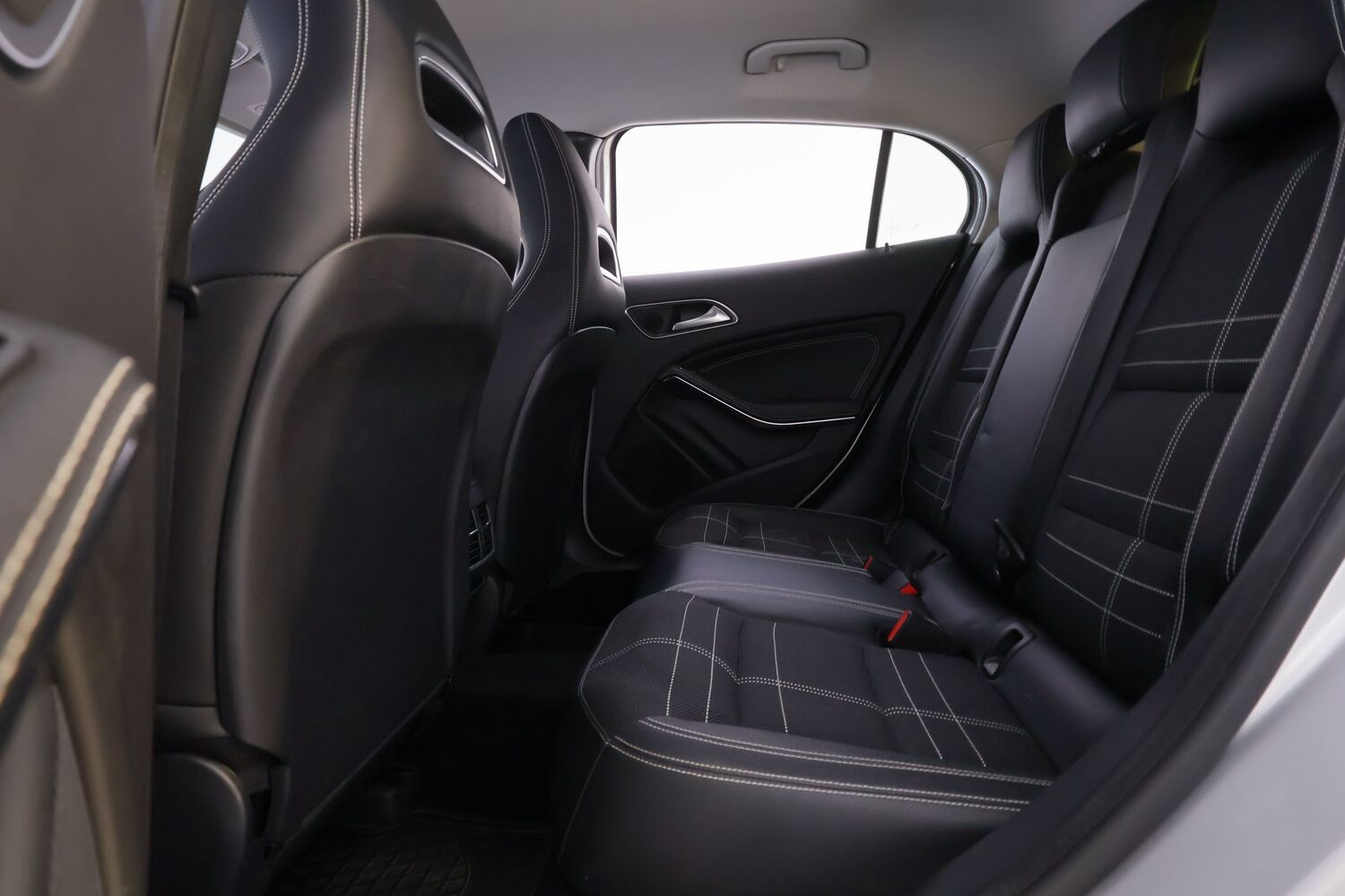 Mercedes-Benz GLA vaihtoauto