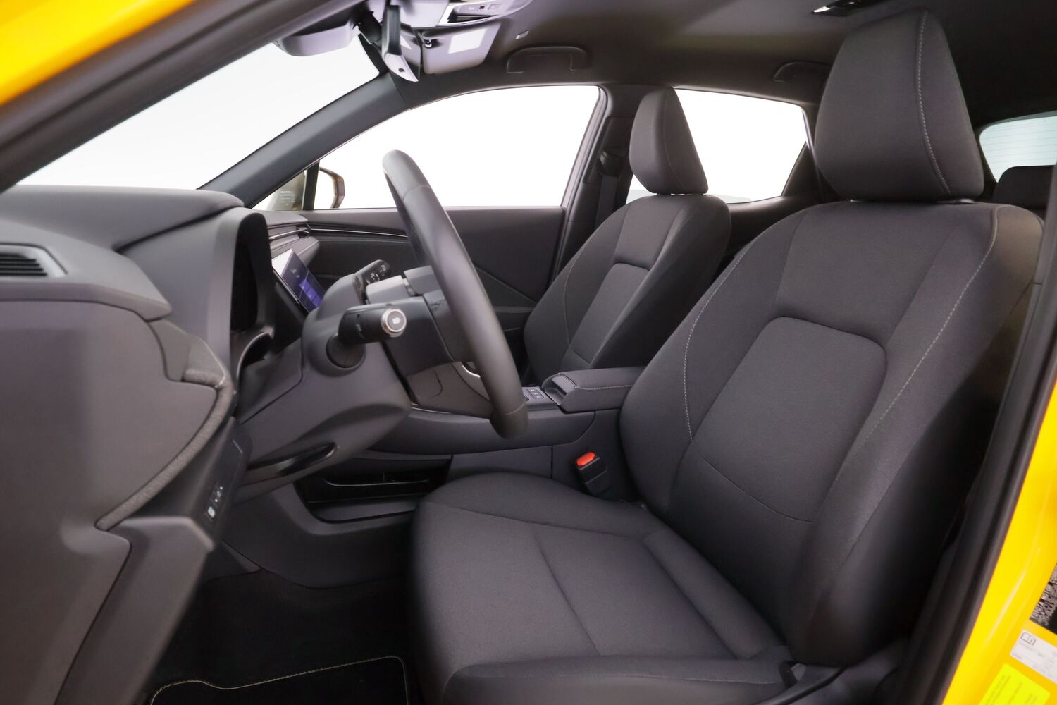 Lexus LBX vaihtoauto