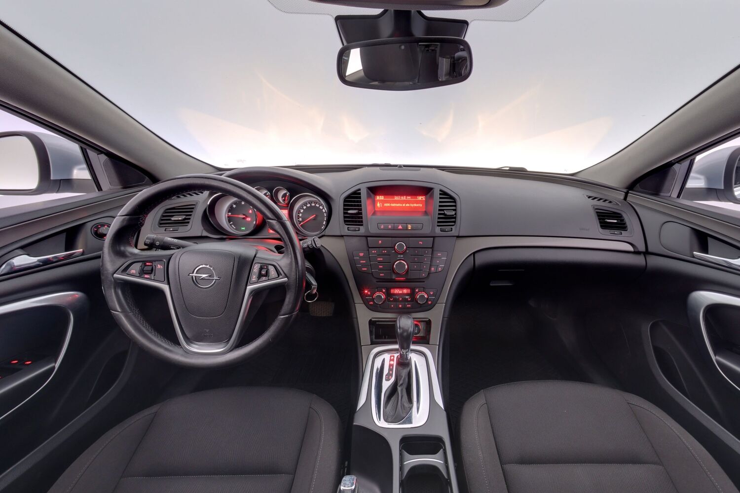 Opel Insignia vaihtoauto