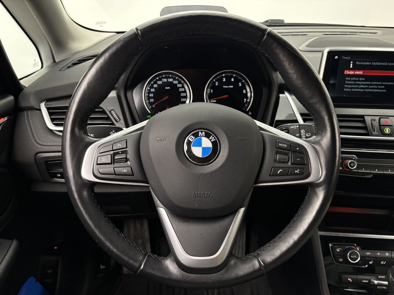 BMW 225 vaihtoauto