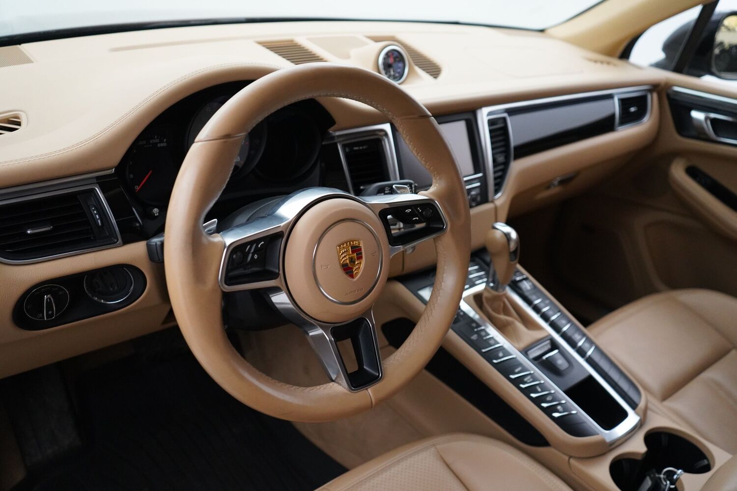 Porsche Macan vaihtoauto