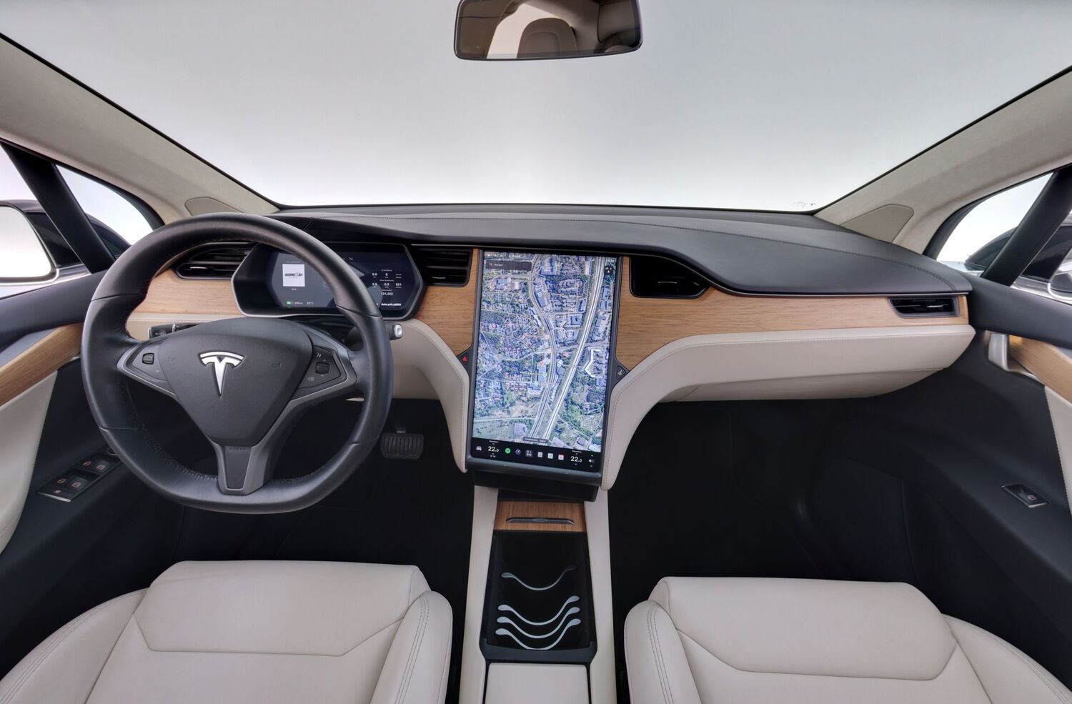 Tesla Model X vaihtoauto