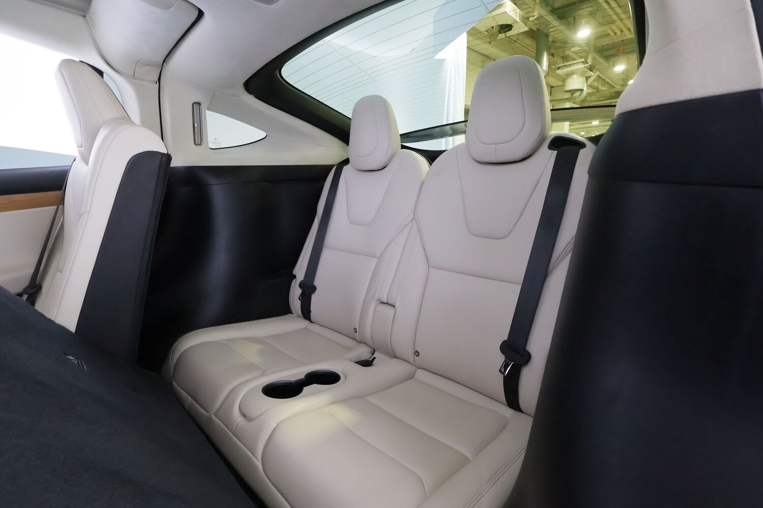 Tesla Model X vaihtoauto