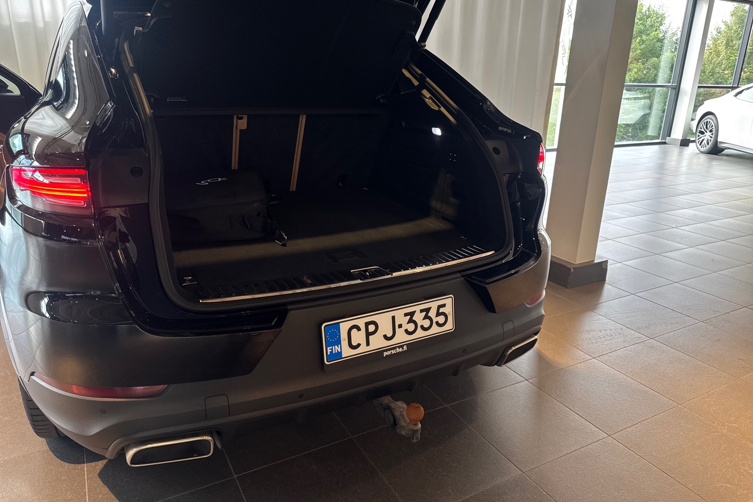 Porsche Cayenne vaihtoauto