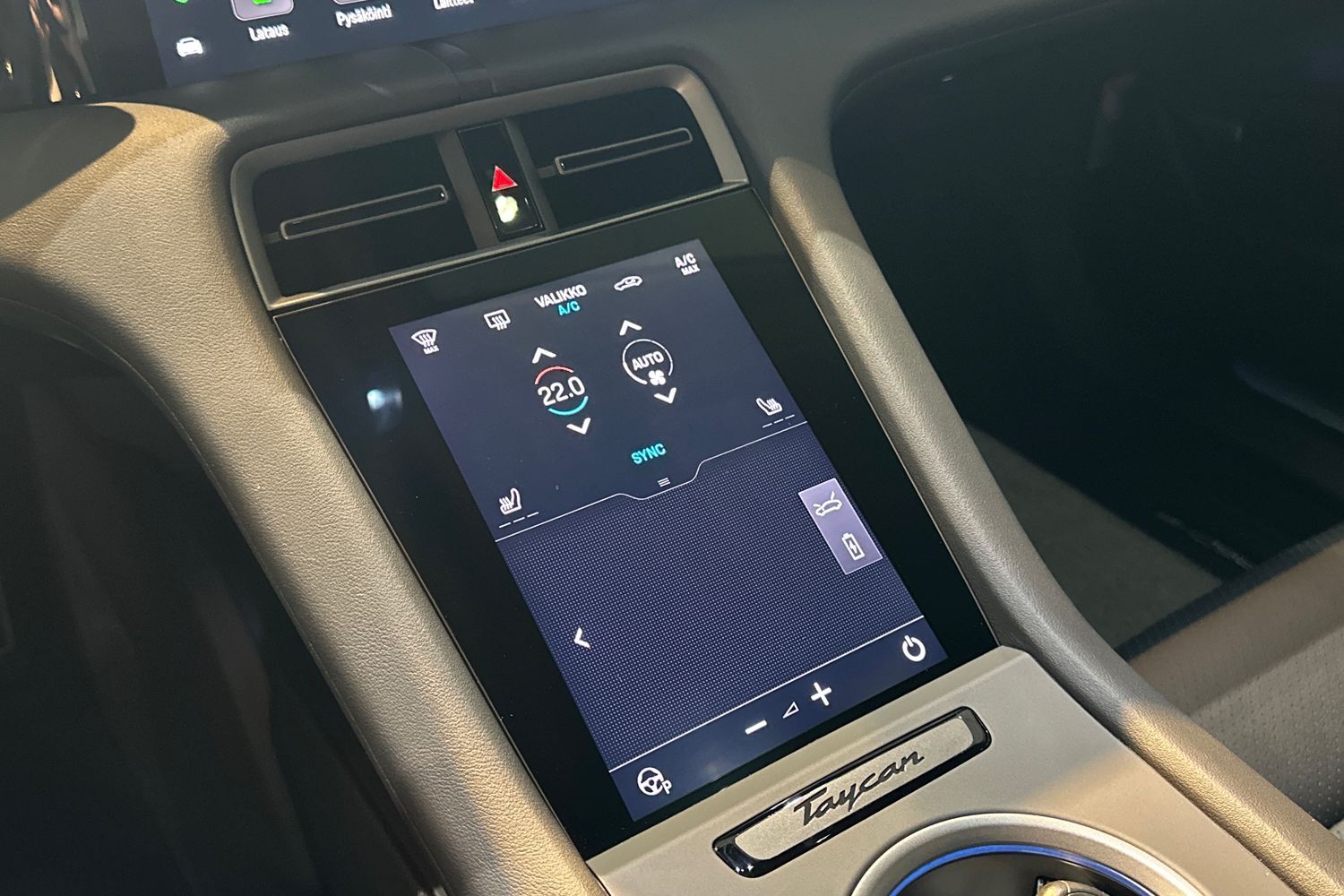 Porsche Taycan vaihtoauto