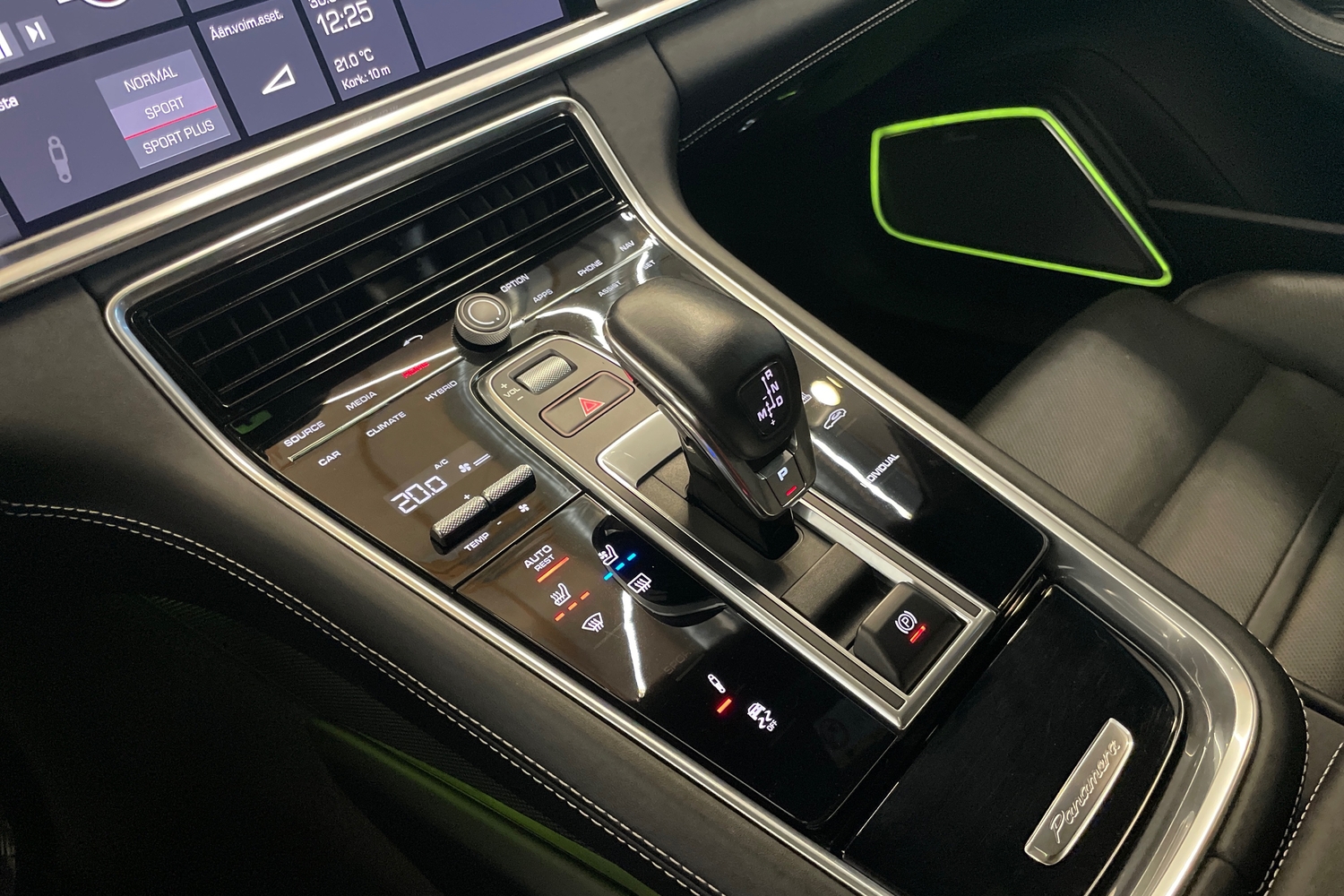 Porsche Panamera vaihtoauto