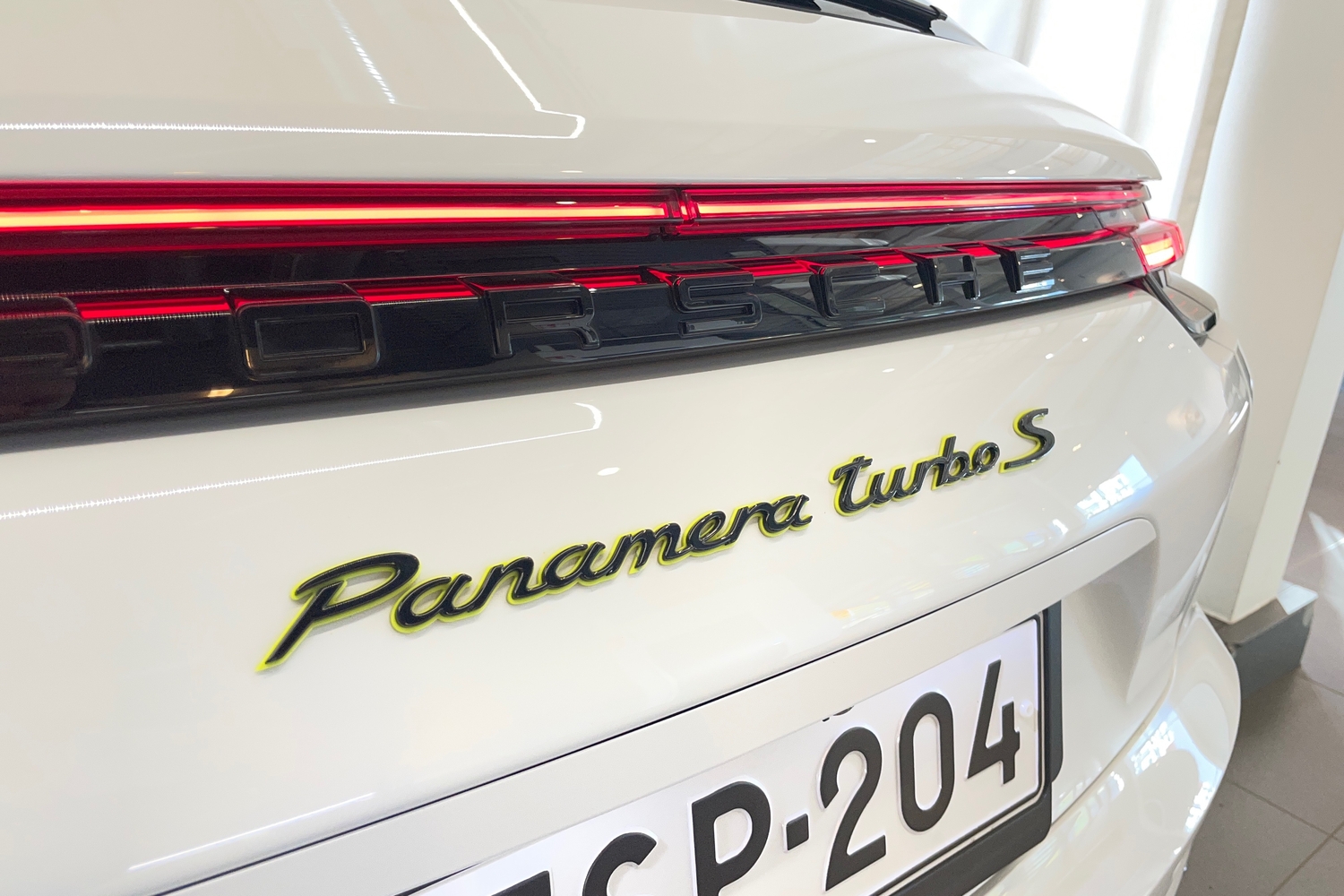 Porsche Panamera vaihtoauto