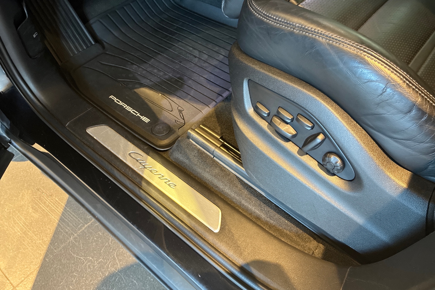 Porsche Cayenne vaihtoauto