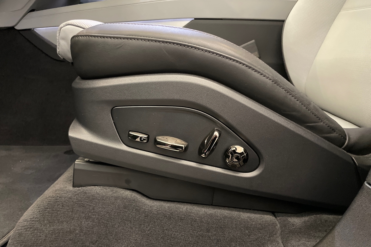 Porsche Cayenne vaihtoauto